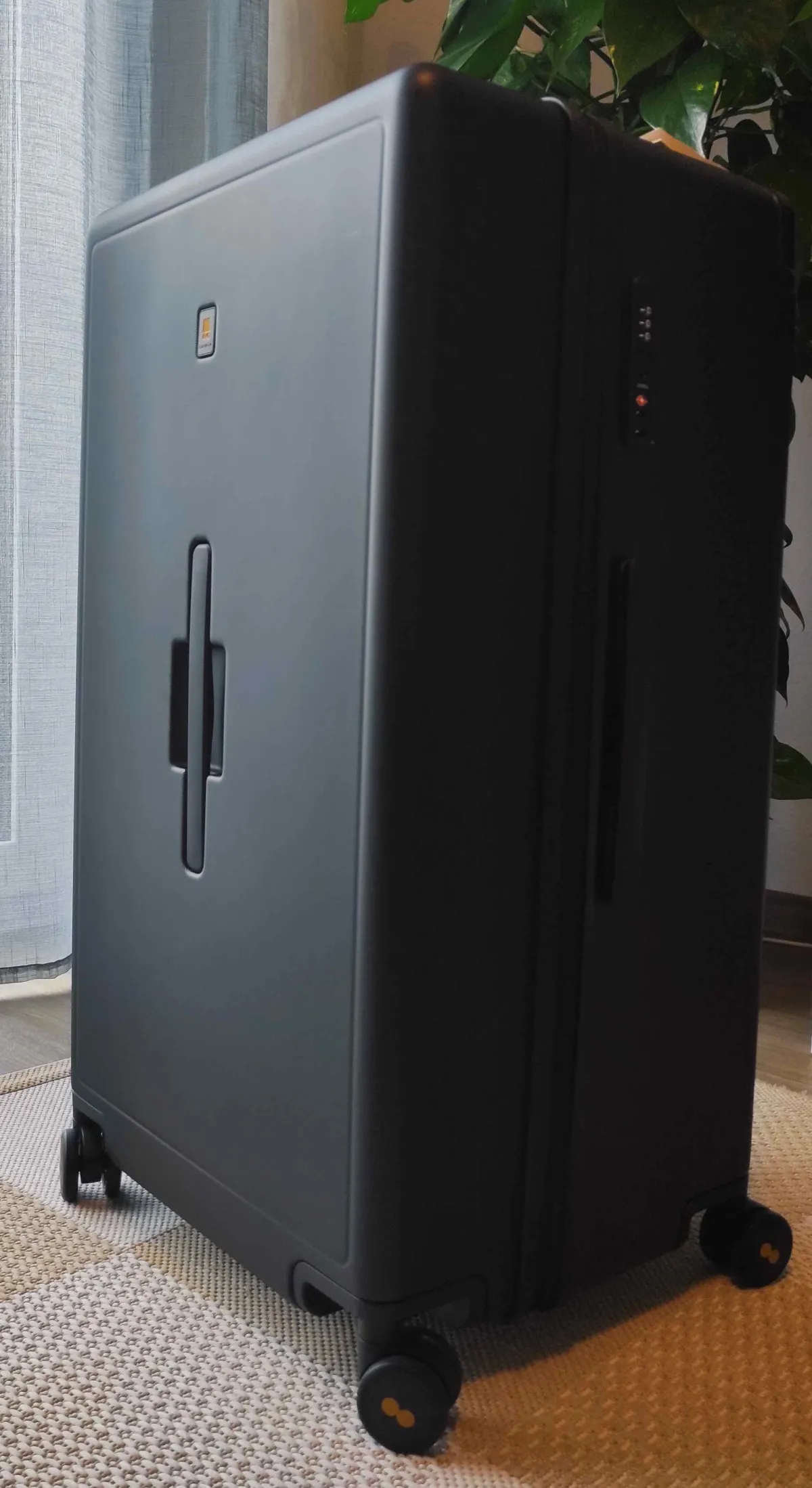 Level8 Voyageur Check In 28" Koffer