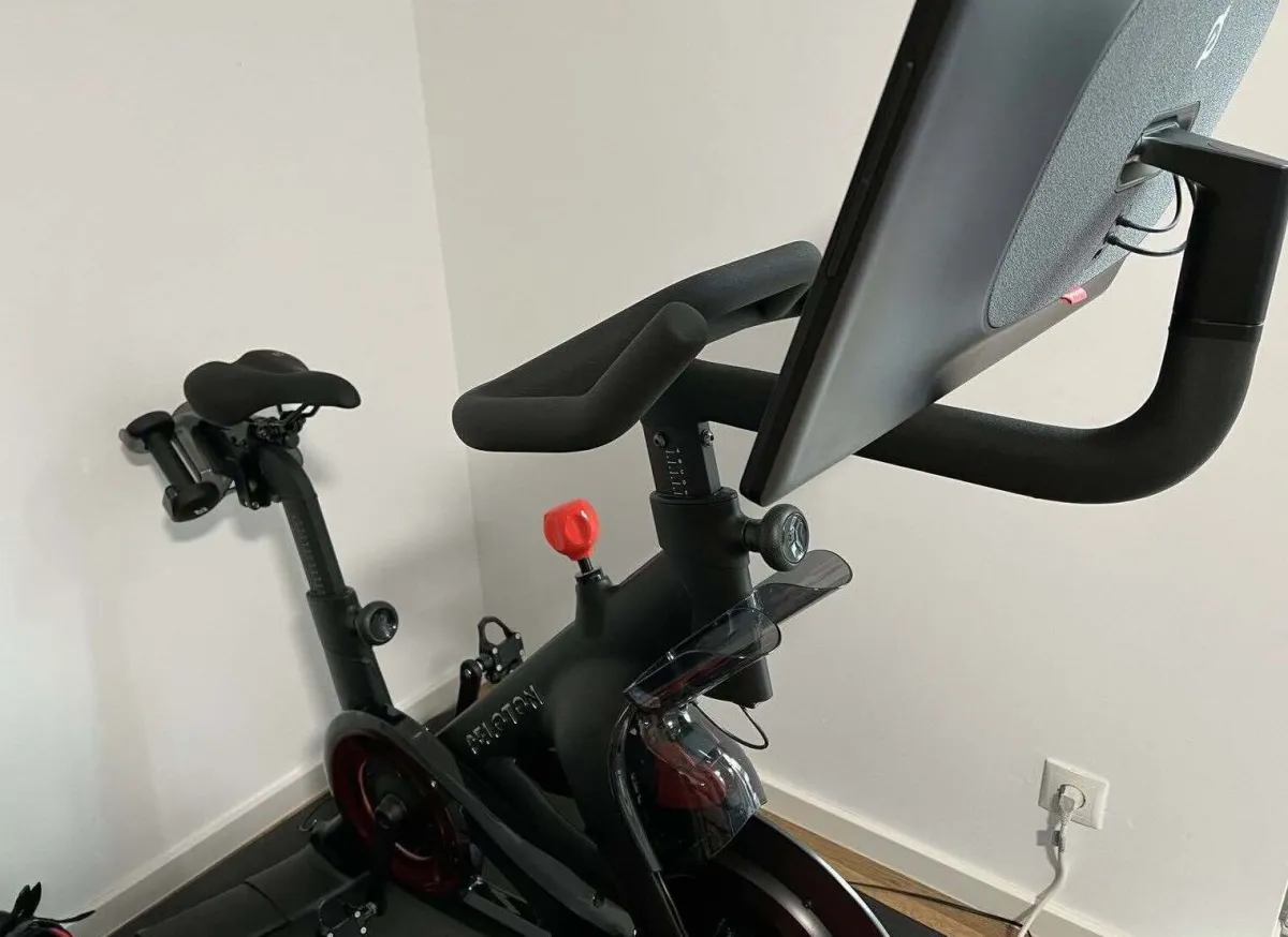 Peloton gebraucht kaufen: Die versteckten Kostenfallen bei Bike und Bike+